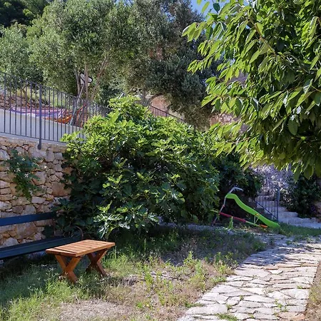 Villa Stone Marjan