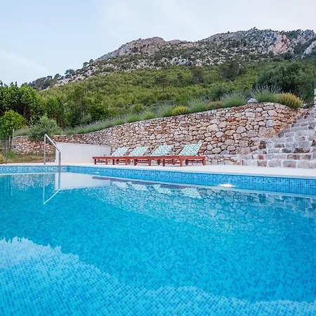 Villa Stone Marjan Pitve