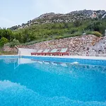 Villa Stone Marjan Pitve