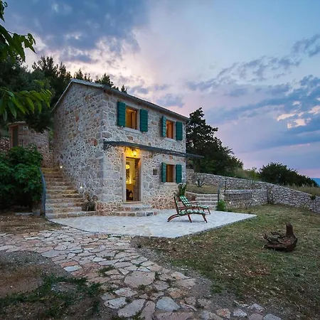 Stone Marjan فيلة