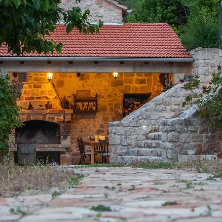 Villa Stone Marjan Pitve