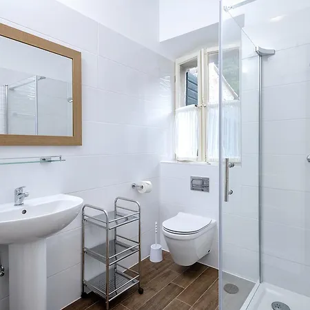 Stone Marjan فيلة *