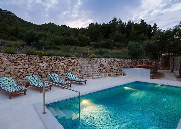 Villa Stone Marjan Pitve