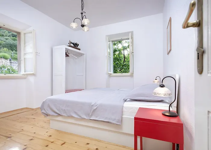 Stone Marjan Villa *