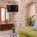Villa Stone Marjan