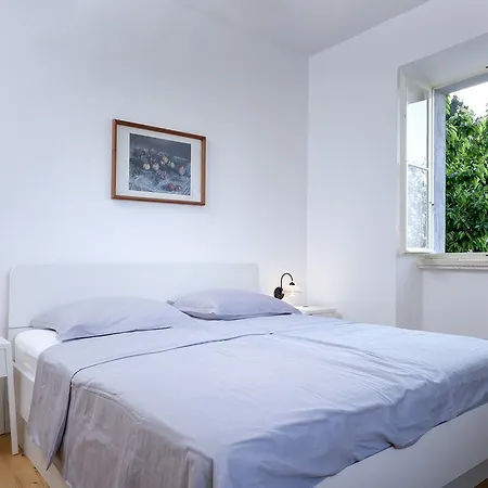 빌라 Stone Marjan Pitve